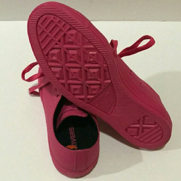 Hot Pink Converse size 9.5 - Picture 2 of 5